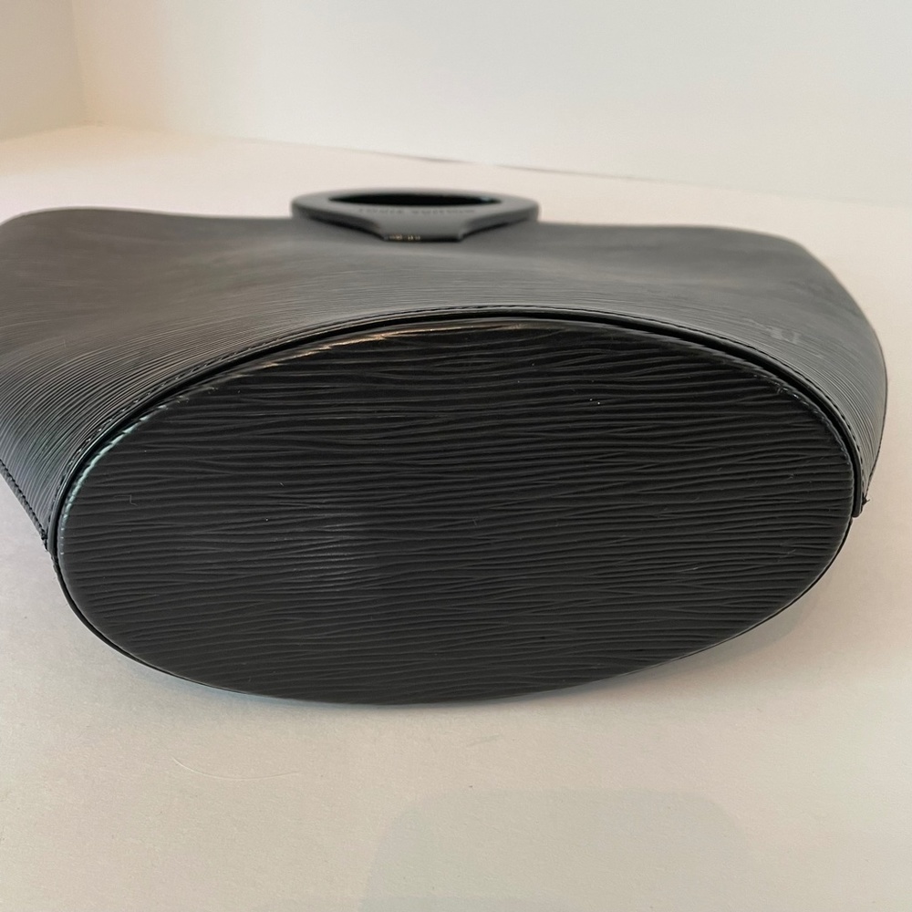 Louis Vuitton Noctambule Epi Tote Black Leather Vintage Lucite Handle - Picture 5 of 16